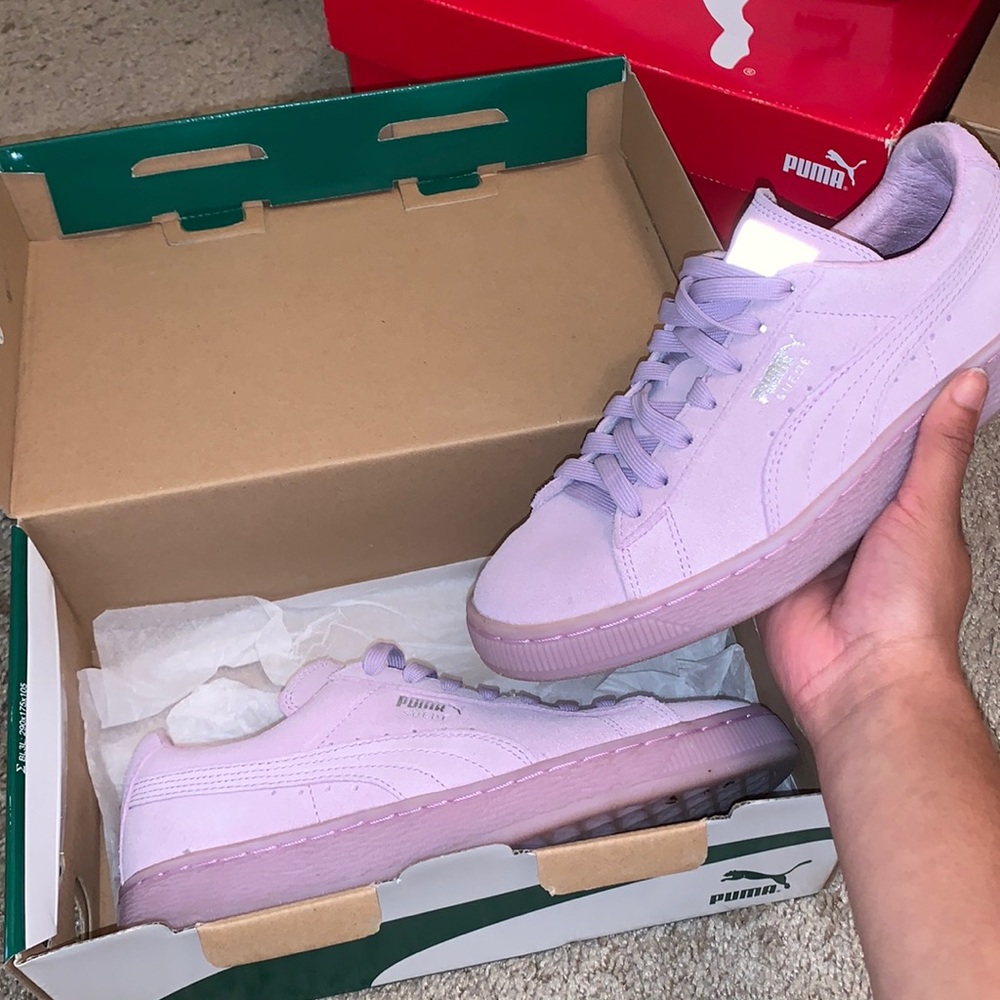 Purple pumas